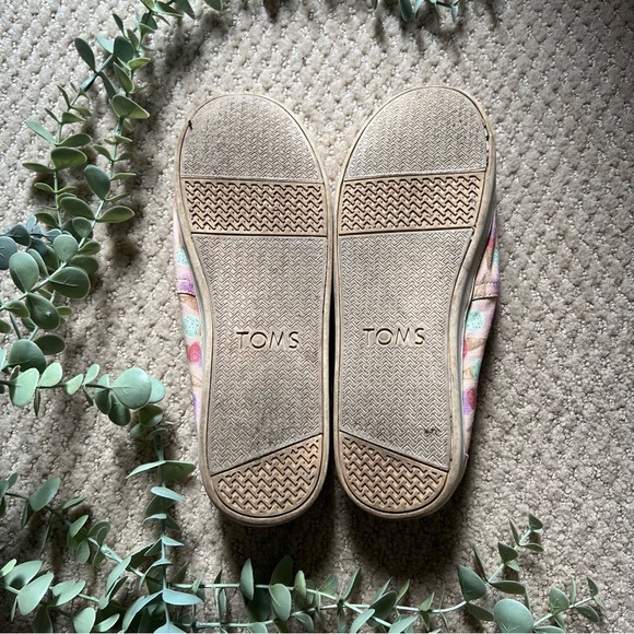 🍦Tom’s Ice Cream Cone Slip On Shoes - Picture 6 of 7